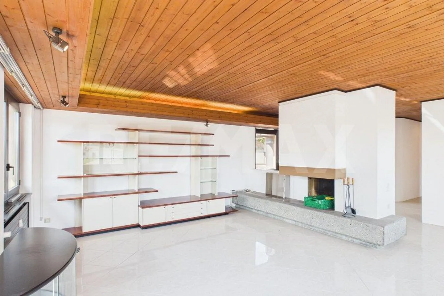 The comfort of an apartment, the space of a house - Photo 7 of 13