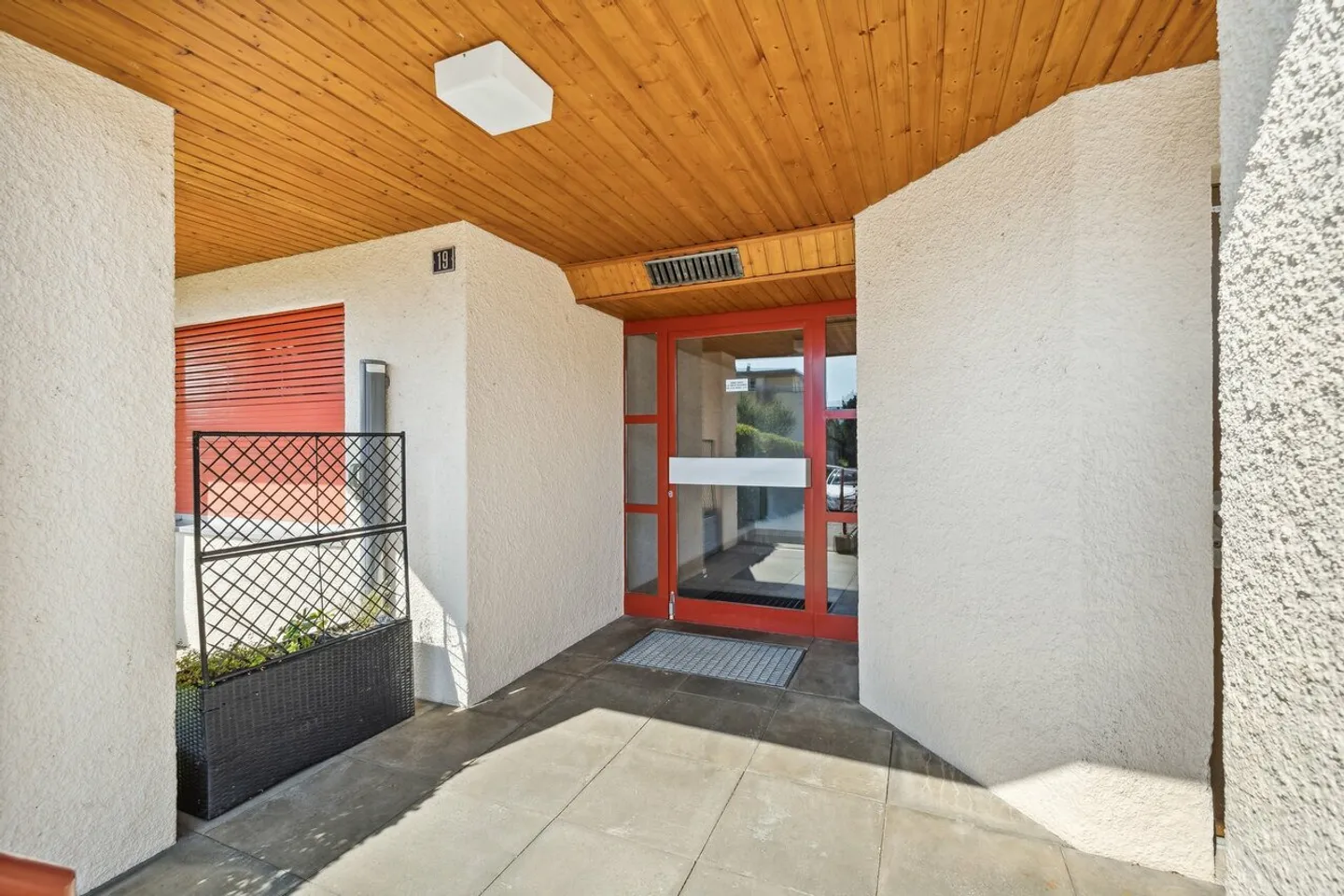 appartement de 2,5 pces à louer dans quartier très ensoleillé - Photo 8 sur 14