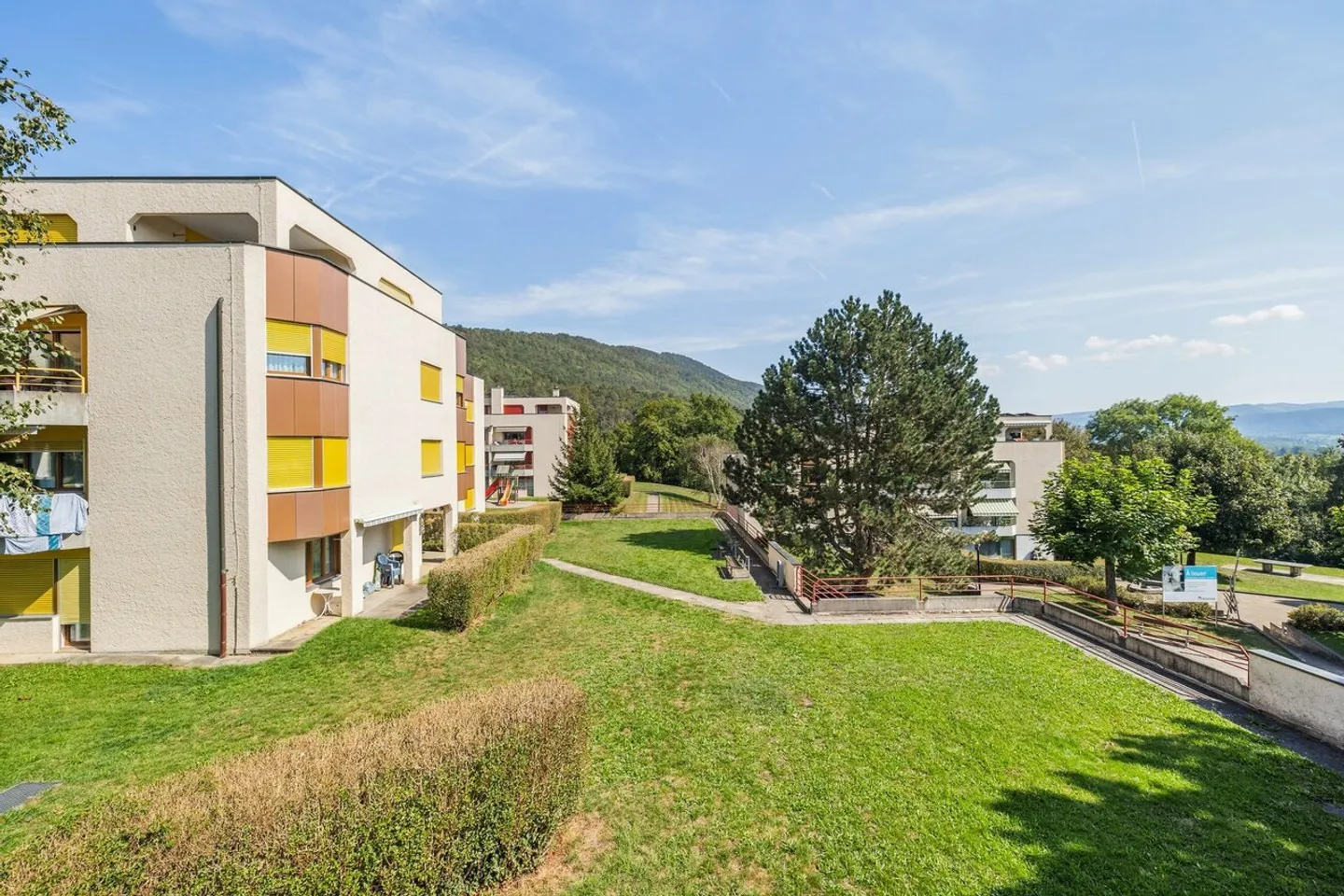 appartement de 2,5 pces à louer dans quartier très ensoleillé - Photo 10 sur 14