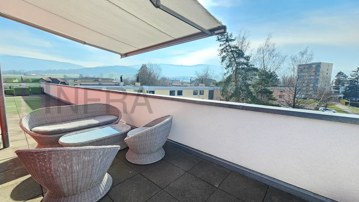Leben an der Spitze: Penthouse von 140 m² mit 128 m² Terrasse - Foto 8 von 10