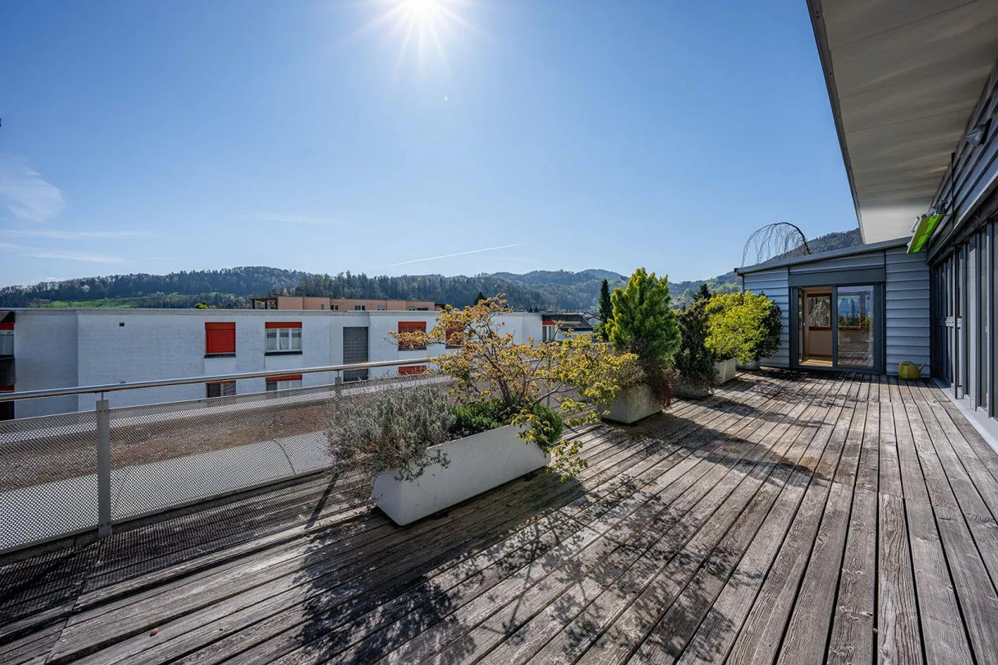 Geräumige Wohnung mit Terrasse - Foto 10 von 13