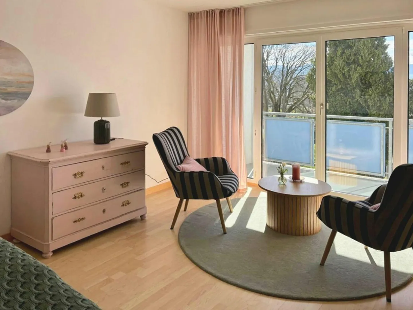 Stanza in studio condiviso nel centro storico di Arbon in affitto a prezzo ragionevole - Foto 1 di 1