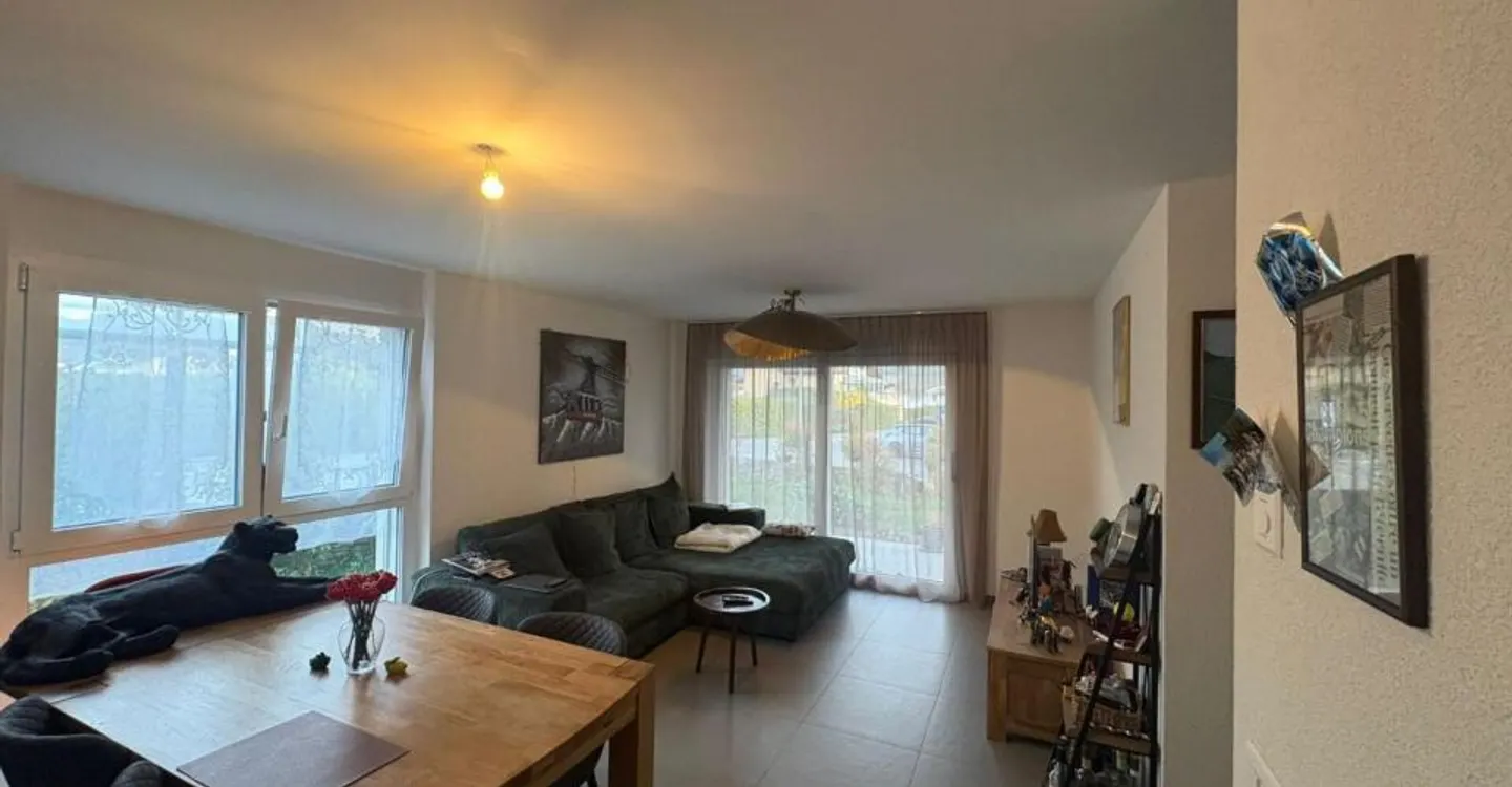 Appartement lumineux au rez - Photo 3 sur 8