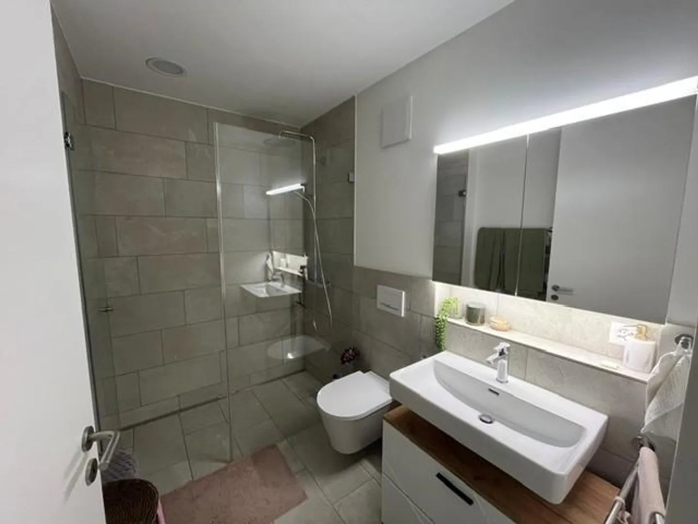 Modernes Apartment in Münchenstein - Foto 7 von 11