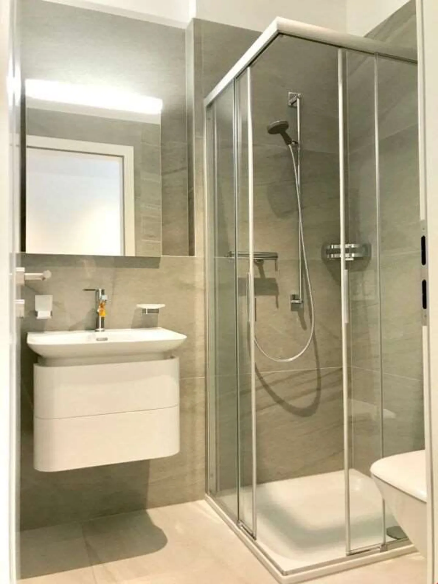 Wir bieten 3.5 Zimmer in der Stadtmitte - Photo 5 sur 7