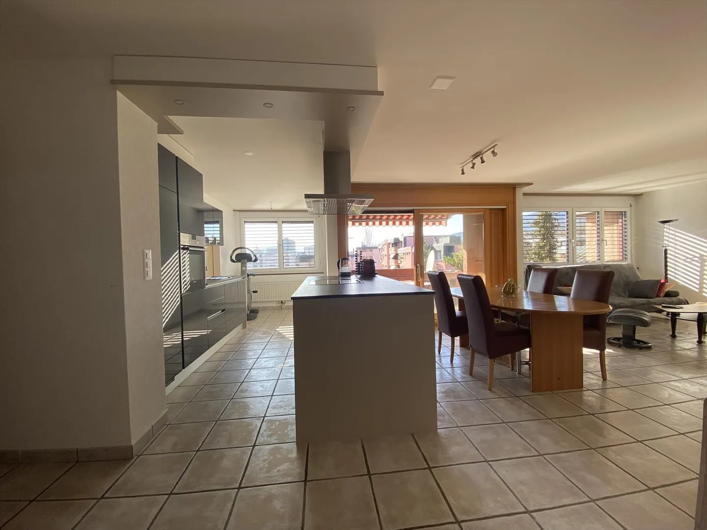 Appartamento - Foto 8 di 13