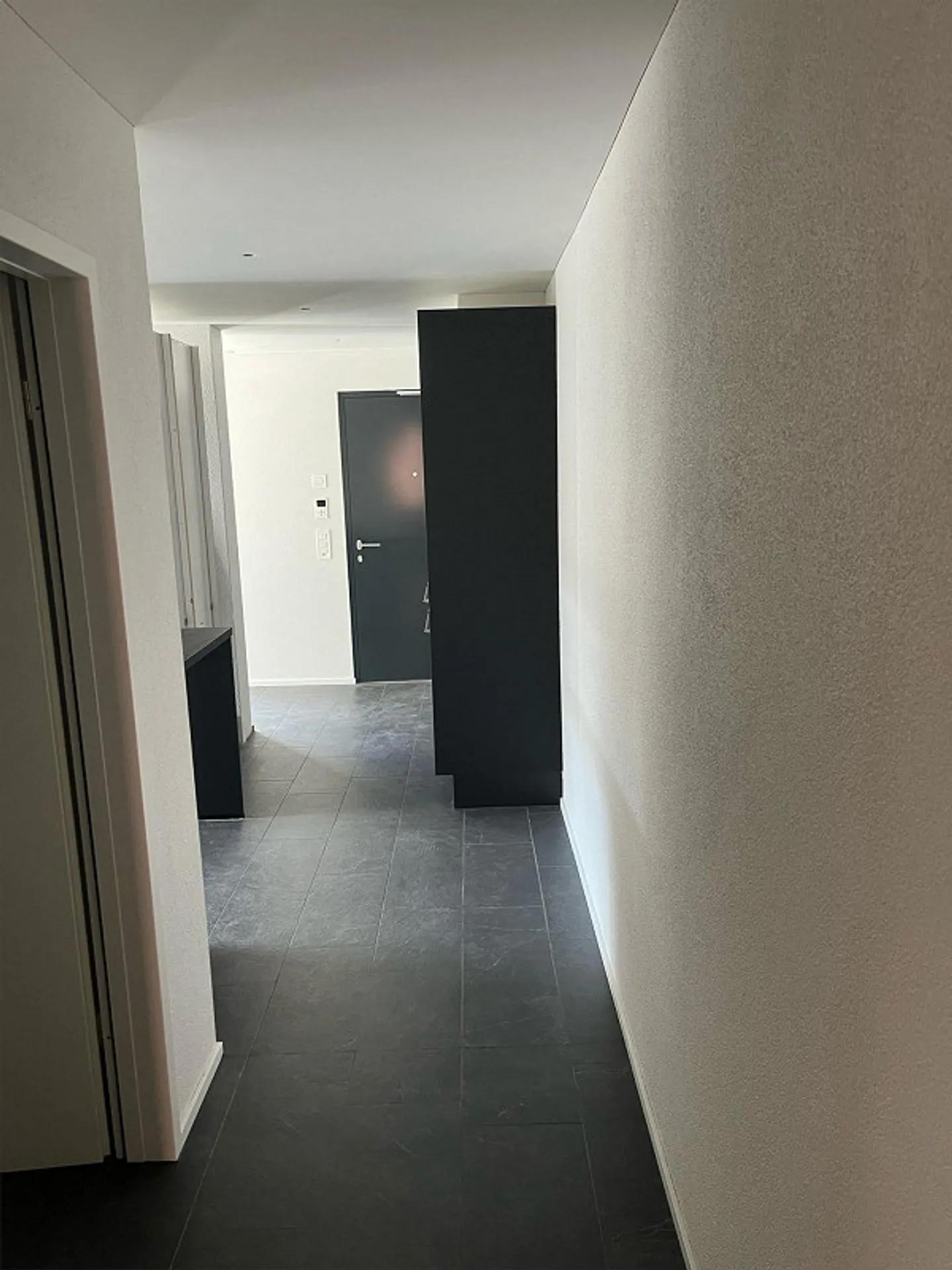 moderne 4,5 Zimmer Wohnung in zentraler Lage als Festwohnsitz - Photo 5 sur 14