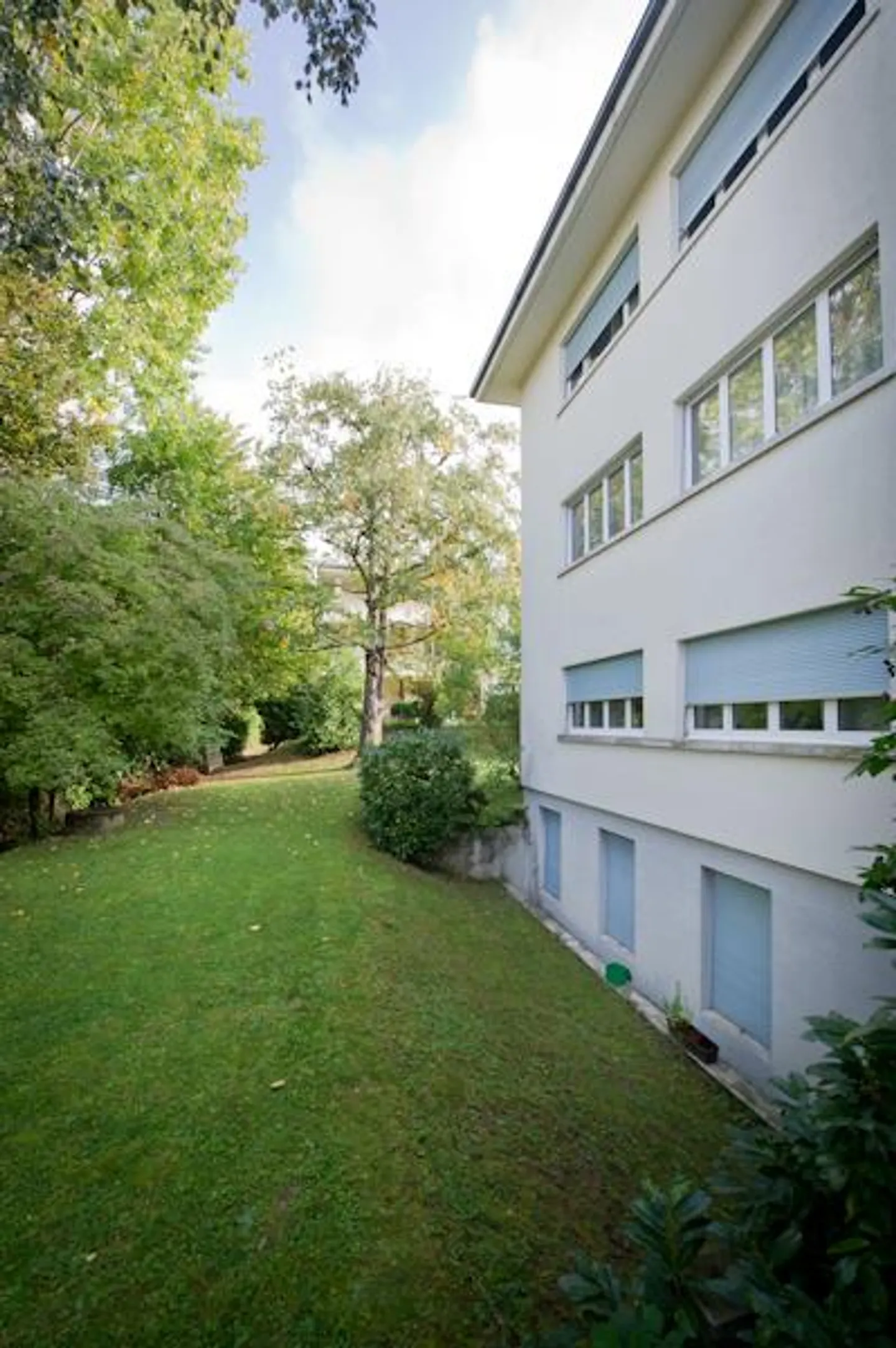 Außenparkplatz Verfügbar - Foto 3 von 5