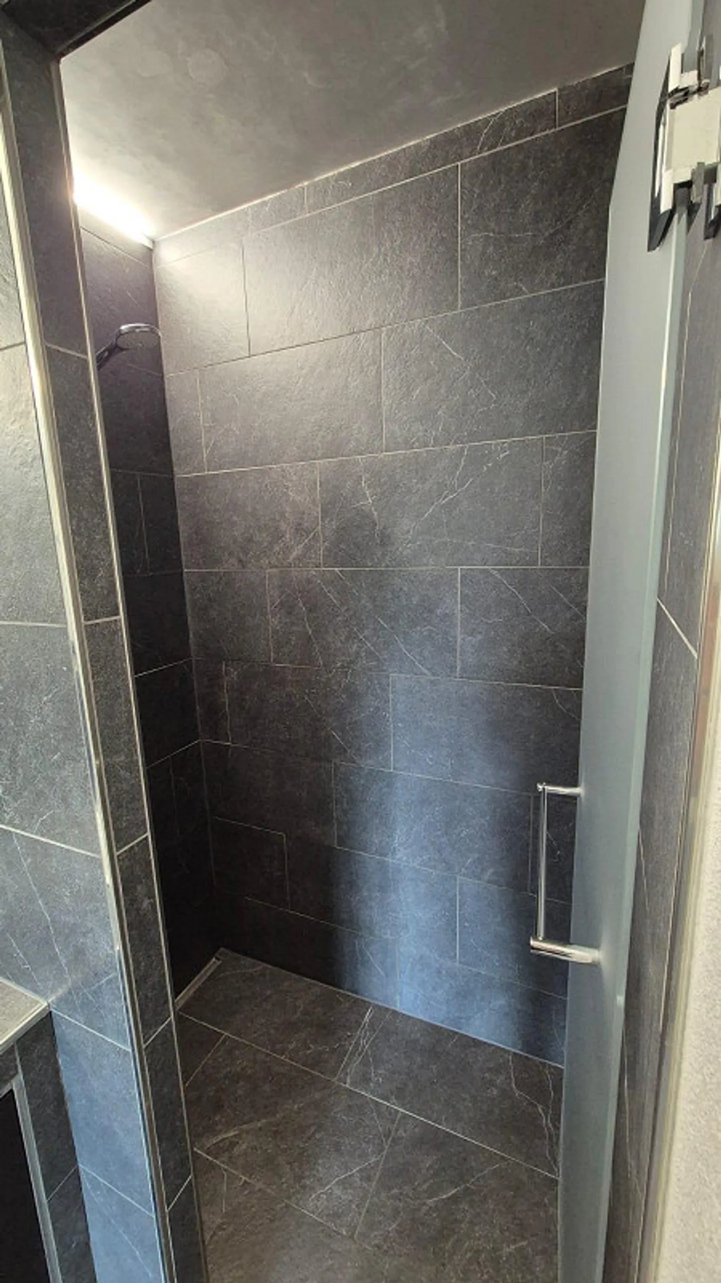 moderne 4,5 Zimmer Wohnung in zentraler Lage als Festwohnsitz - Photo 14 sur 14