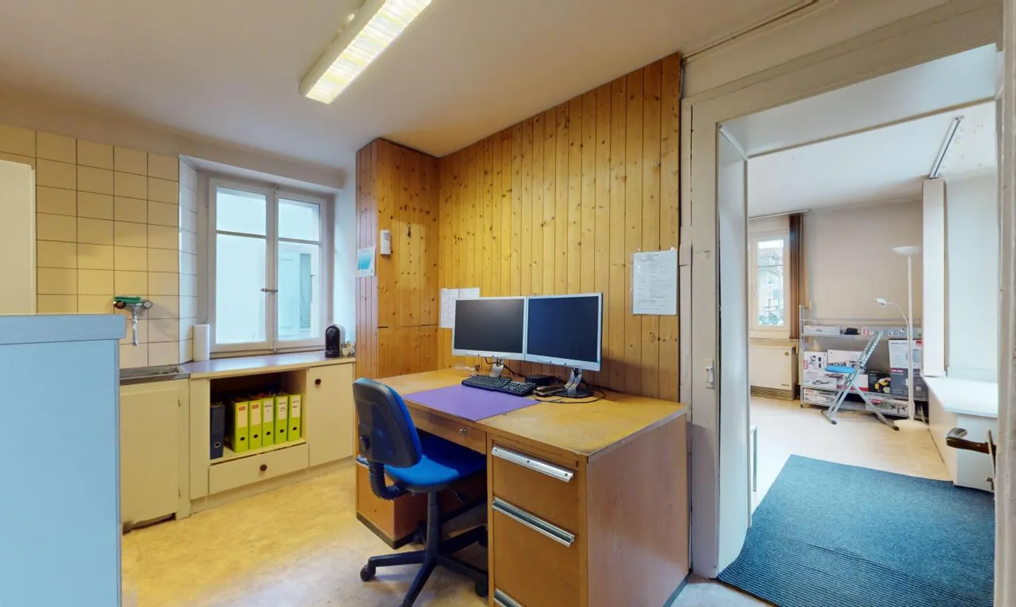 Exclusive: mixed-use building on the main street - Photo 5 of 13