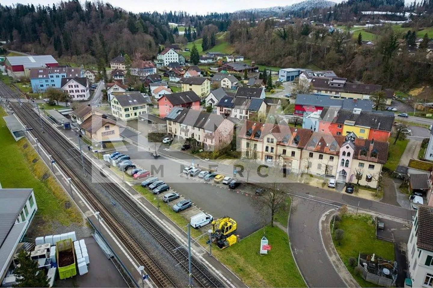 Jewel for Work and Living - Photo 6 of 13