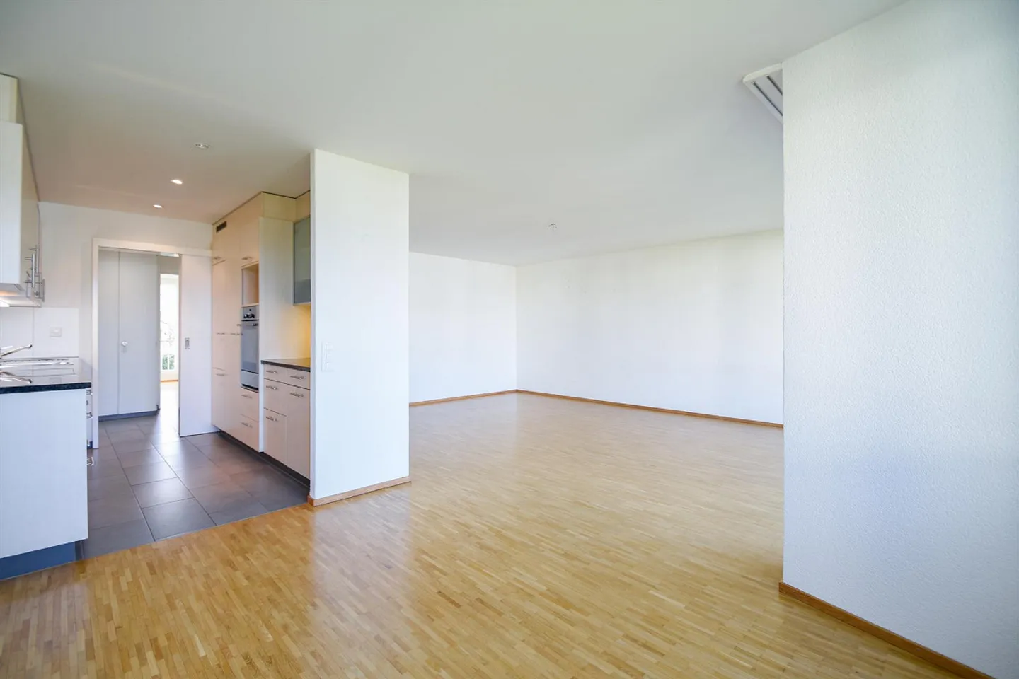 3 1/2 Zimmerwohnung, 1.OG - Photo 5 of 13