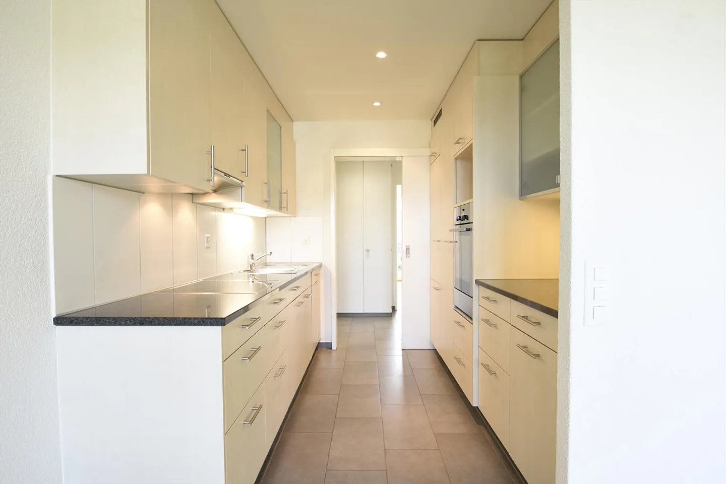3 1/2 Zimmerwohnung, 1.OG - Photo 3 of 13