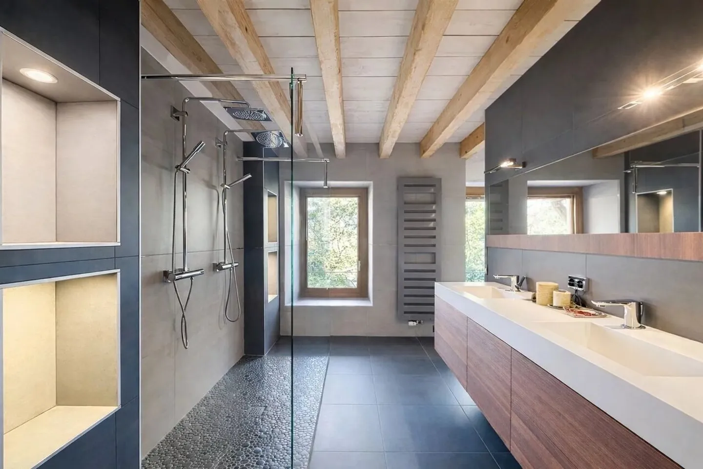 Stunning renovated village house in Aire-la-Ville - Photo 7 of 10