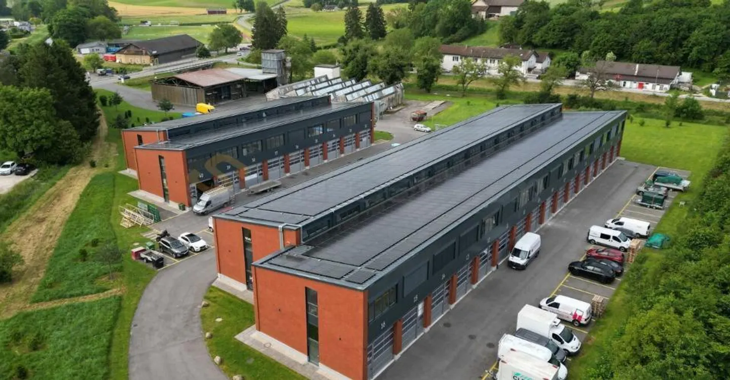 Espace Commercial Spacieux - Photo 1 sur 3