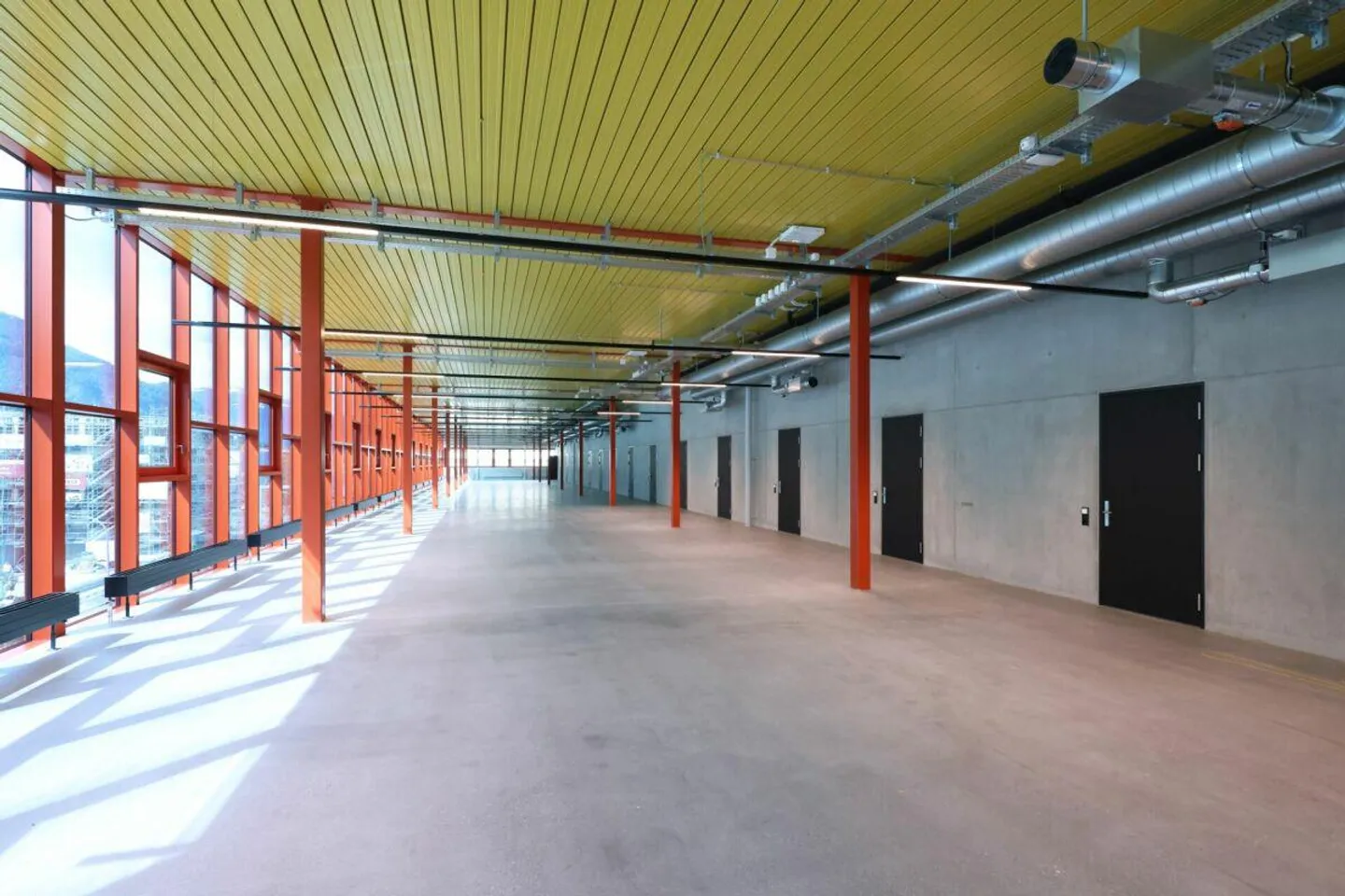 Spazi commerciali nel centro di innovazione LIUG, Chur - Foto 3 di 9