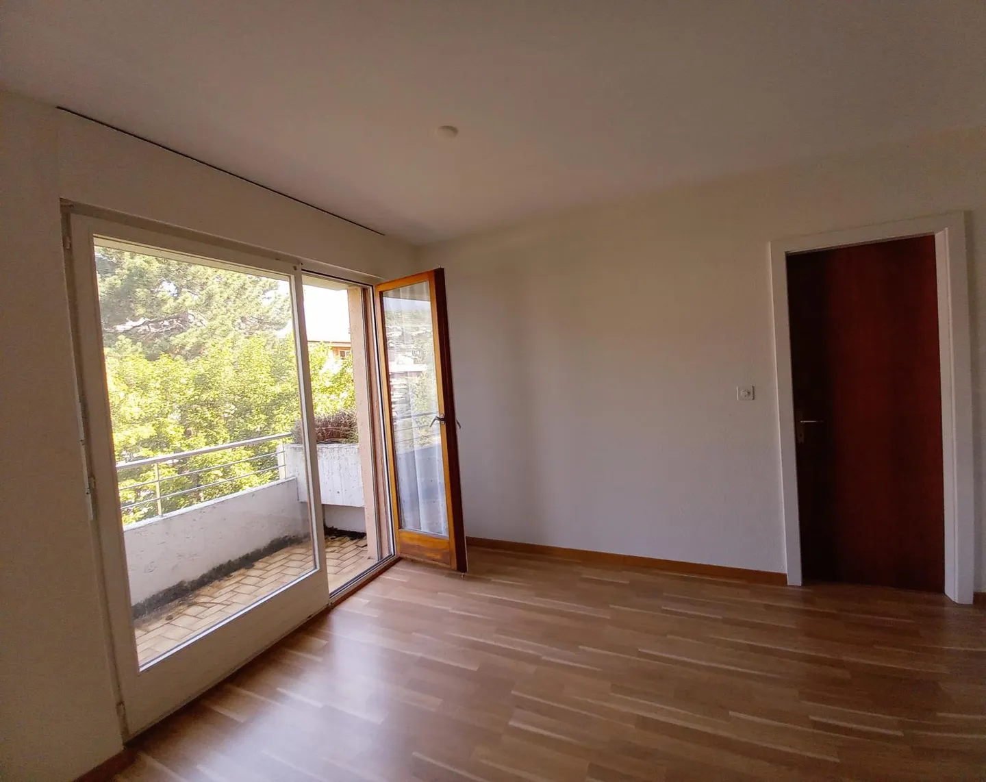 2.5 Room Apartment - Photo 3 of 7