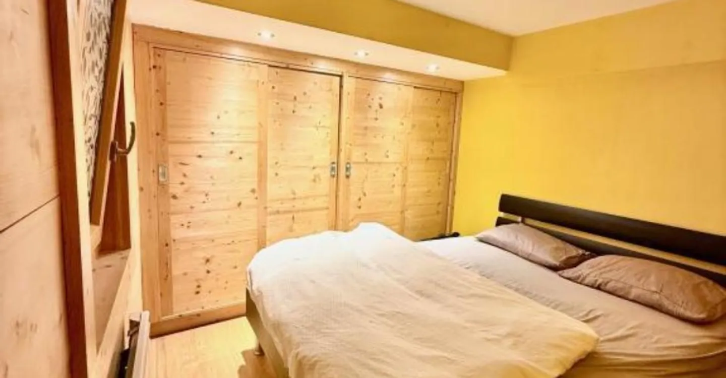For rent in Sierre, charming 2.5 rooms on the 1st floor - Photo 1 of 5