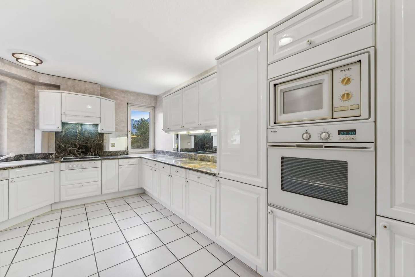 Magnificent duplex, feet in the water in Villeneuve - Photo 5 of 13