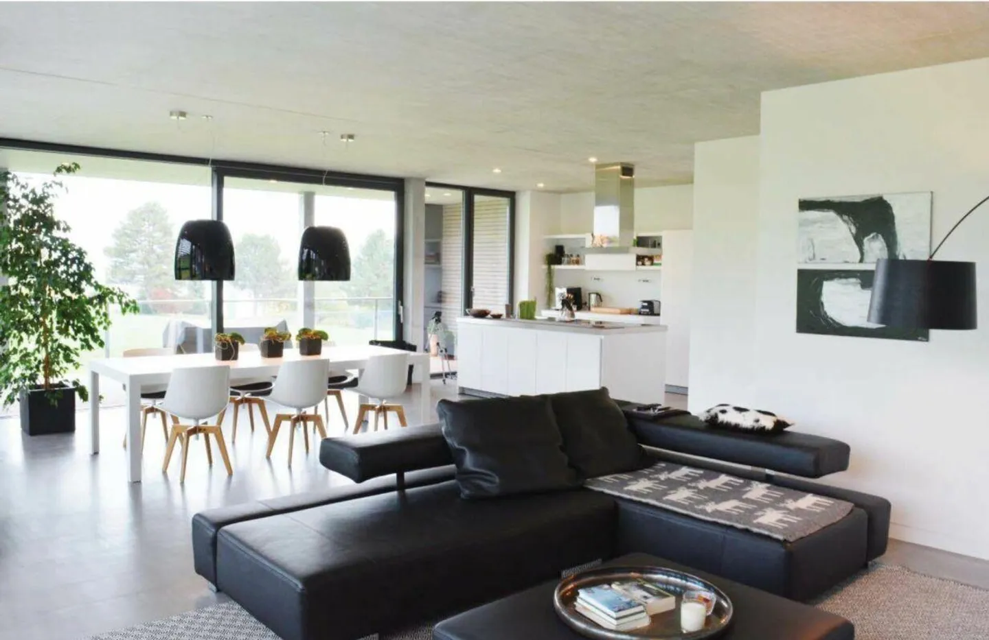 Exklusive 3.5-Zimmer-Wohnung mit Seesicht - Foto 2 von 10