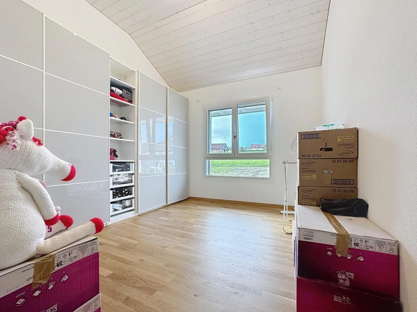 3.5 Room Apartment - Photo 6 of 10