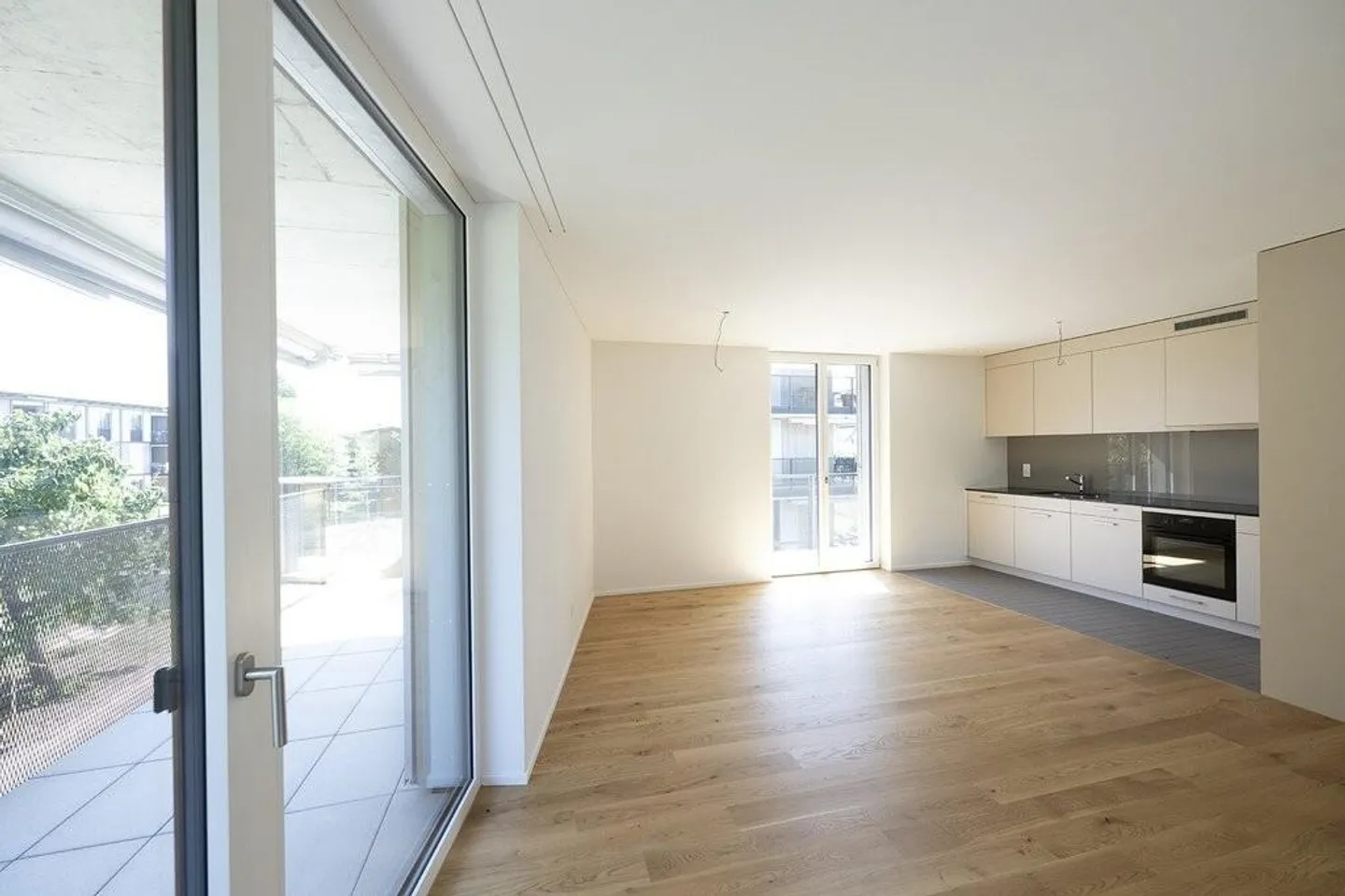 Appartement 3.5 pièces nouvellement construit directement à la gare de Deitingen recherché ? - Photo 3 sur 9