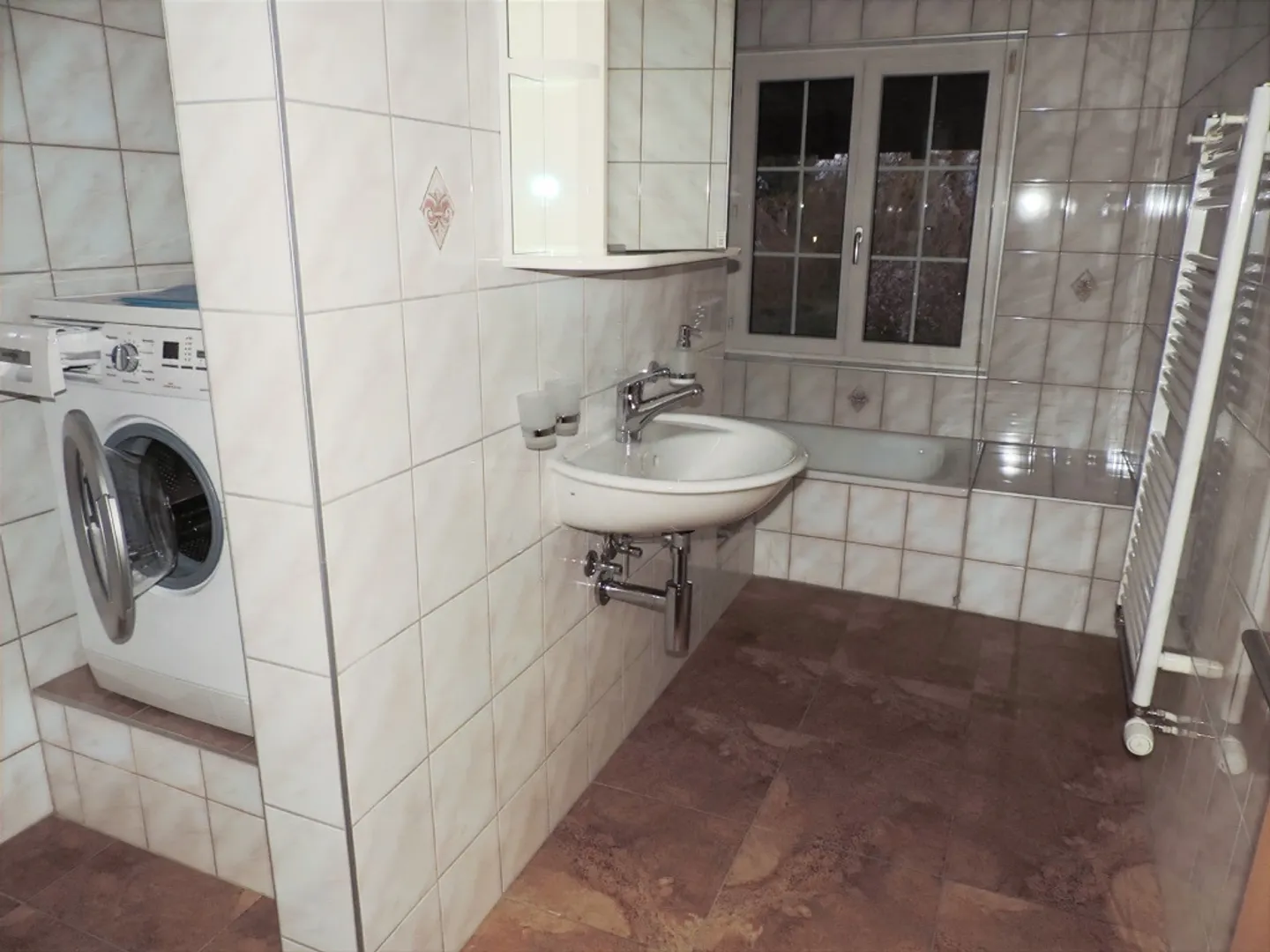 Appartement spacieux de 3,5 pièces avec balcon ensoleillé à Schnotwill - Photo 8 sur 13