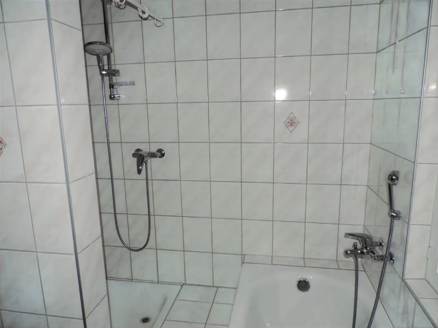 Appartement spacieux de 3,5 pièces avec balcon ensoleillé à Schnotwill - Photo 9 sur 13