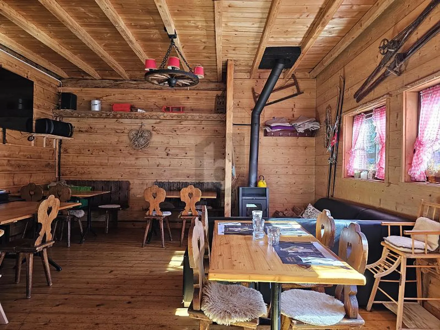 Chalet Restaurant avec Appartement - Photo 4 sur 6