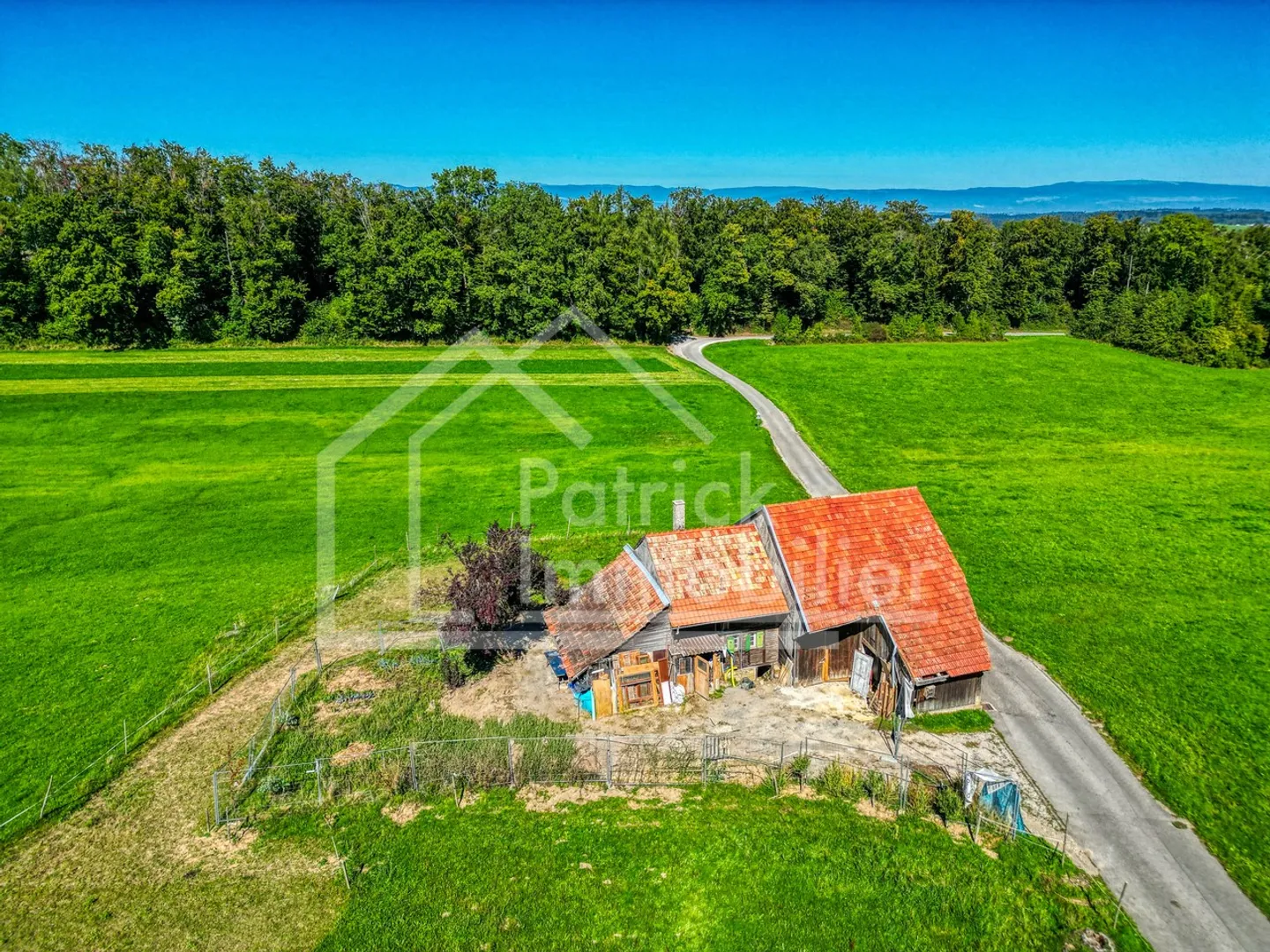 Ferme avec potentiel de rénovation avant-projet disponible - Photo 3 sur 6