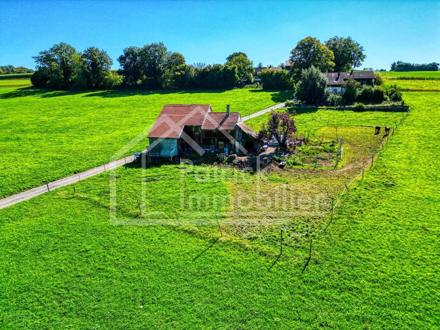 Ferme avec potentiel de rénovation avant-projet disponible - Photo 4 sur 6