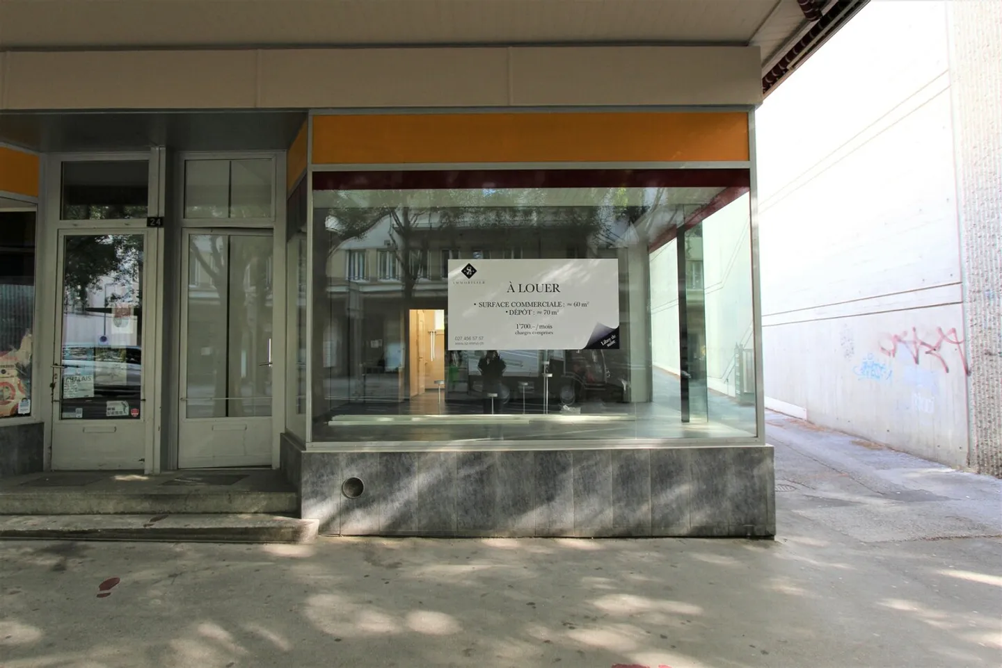Espace commercial à louer au centre de Sierre - Photo 1 sur 11