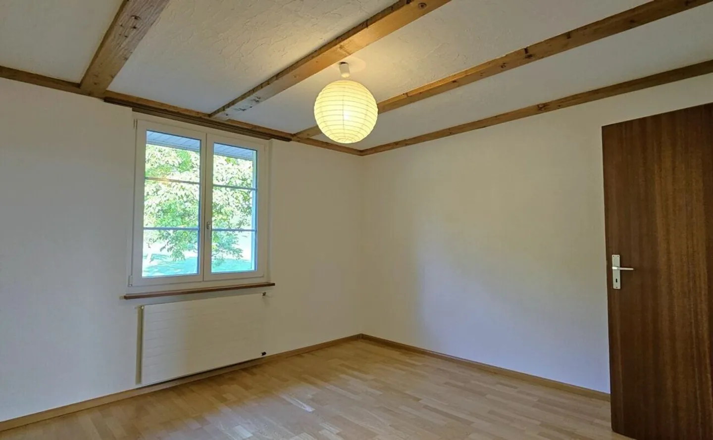 Appartamento duplex accogliente di 5,5 stanze in posizione idilliaca - Foto 5 di 13