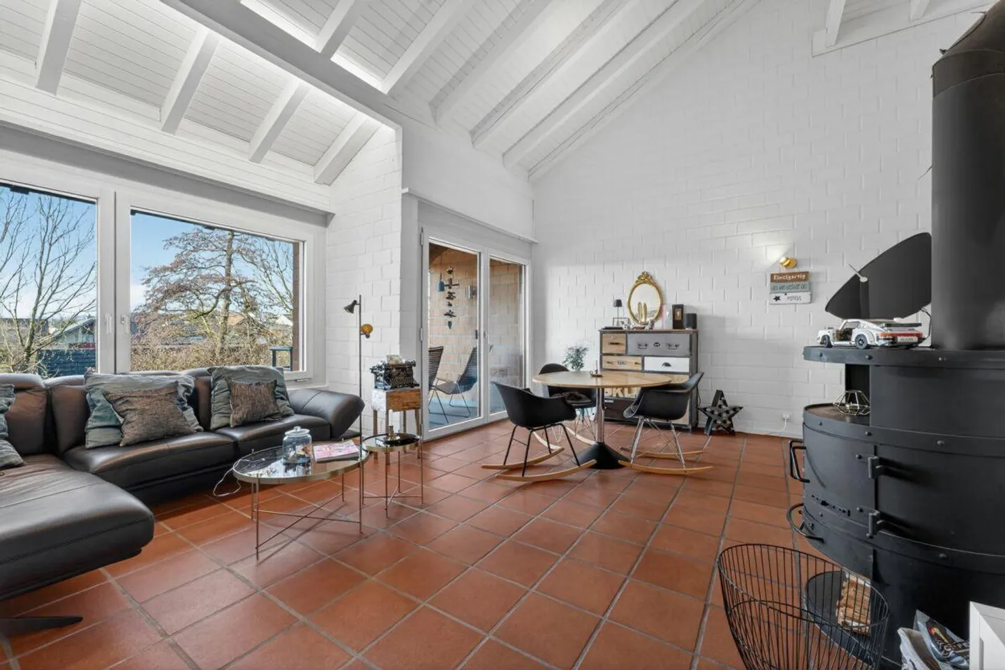 Terraced House in Rothenburg - Your New Family Home - Photo 2 of 9