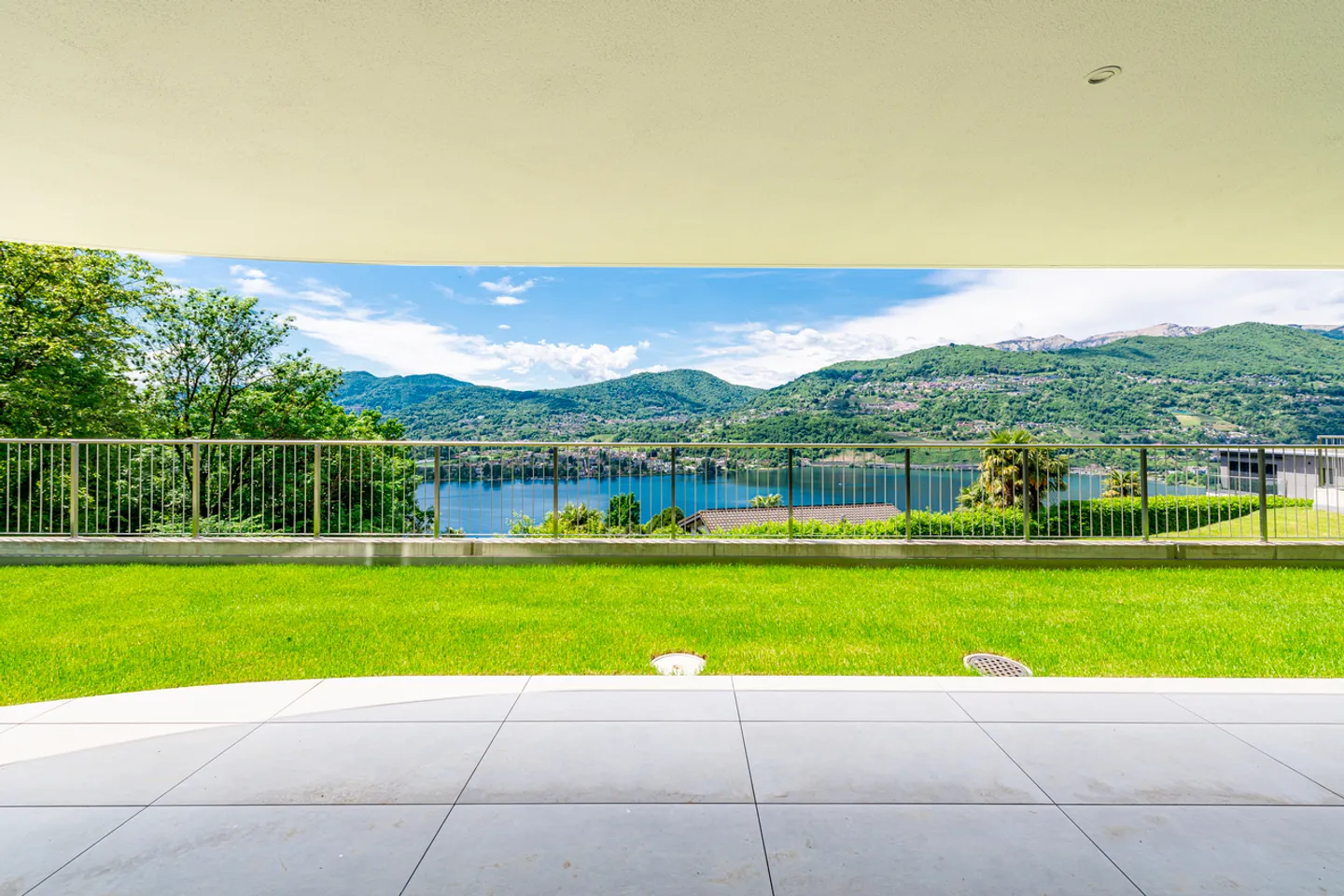 Nuovo appartamento di 4,5 locali in zona prestigiosa con vista lago - Foto 4 di 15
