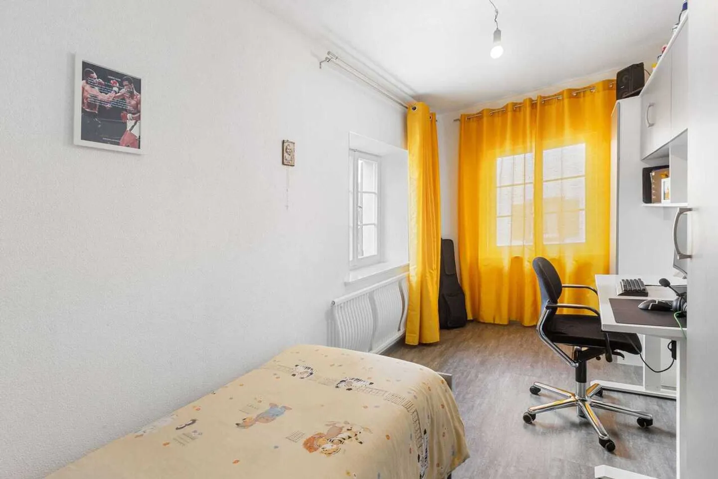 Charming 7-Room Semi-Detached House with Italian Flair and Comfort - Photo 10 of 13