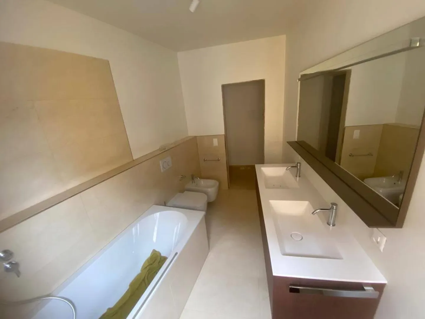 Lugano Centro : chambre dans un appartement partagé. Vue sur le lac - Photo 6 sur 7