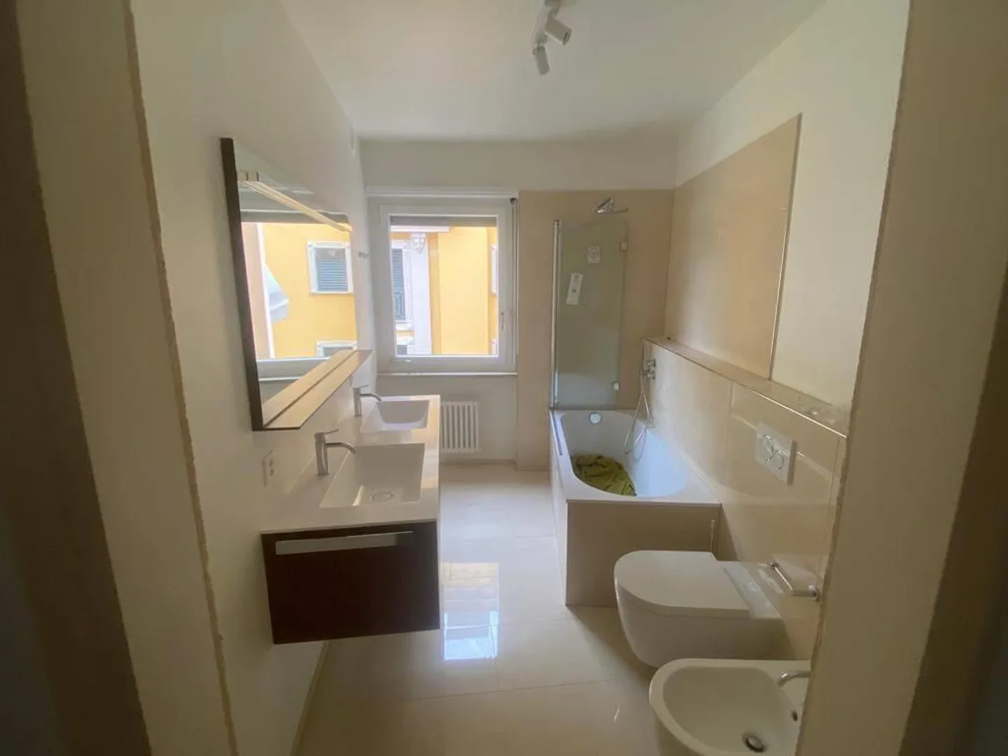 Lugano Centro : chambre dans un appartement partagé. Vue sur le lac - Photo 7 sur 7
