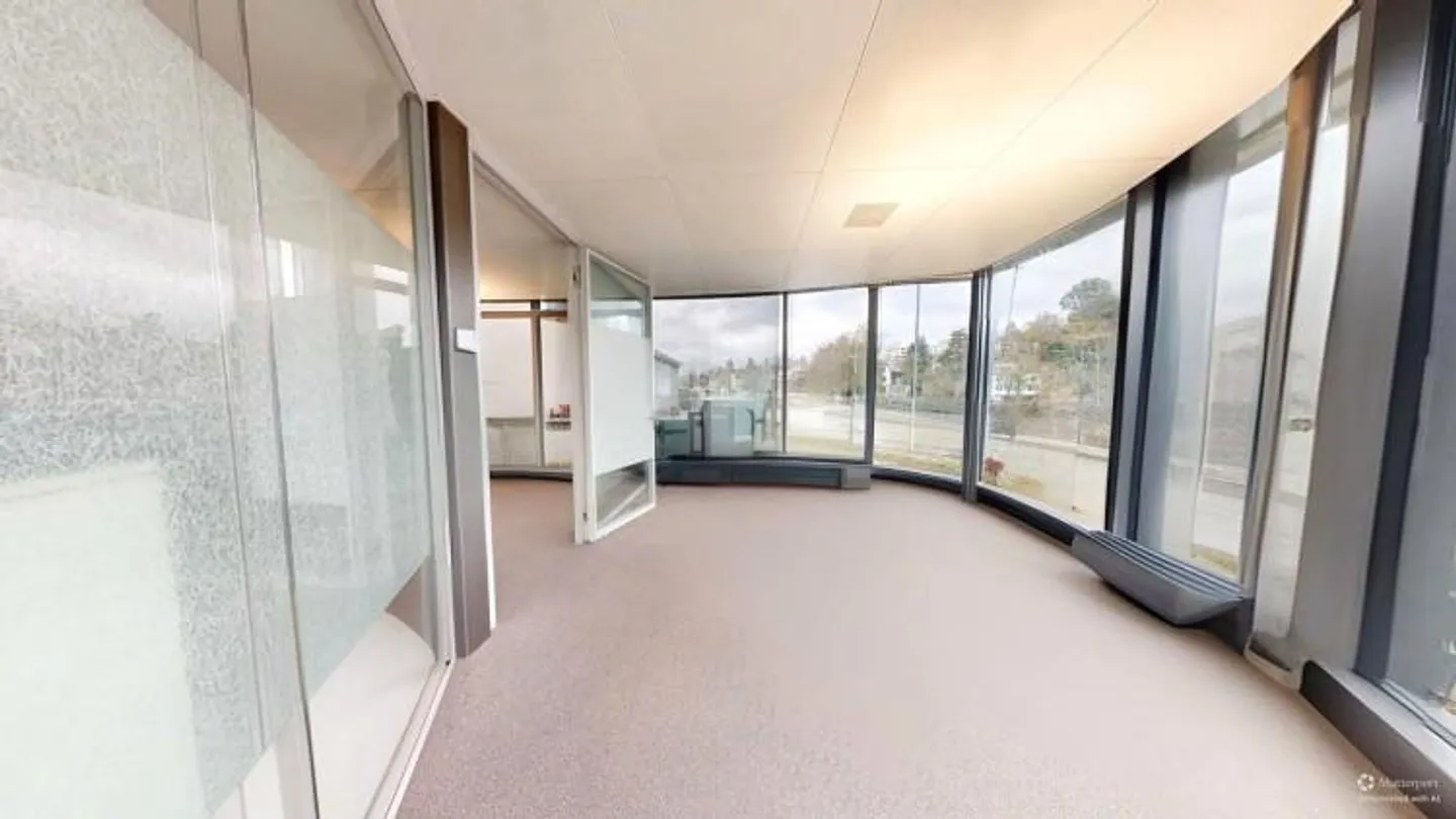 Commercial space in the heart of Adliswil - Your new location from 01.01.... - Photo 4 of 8