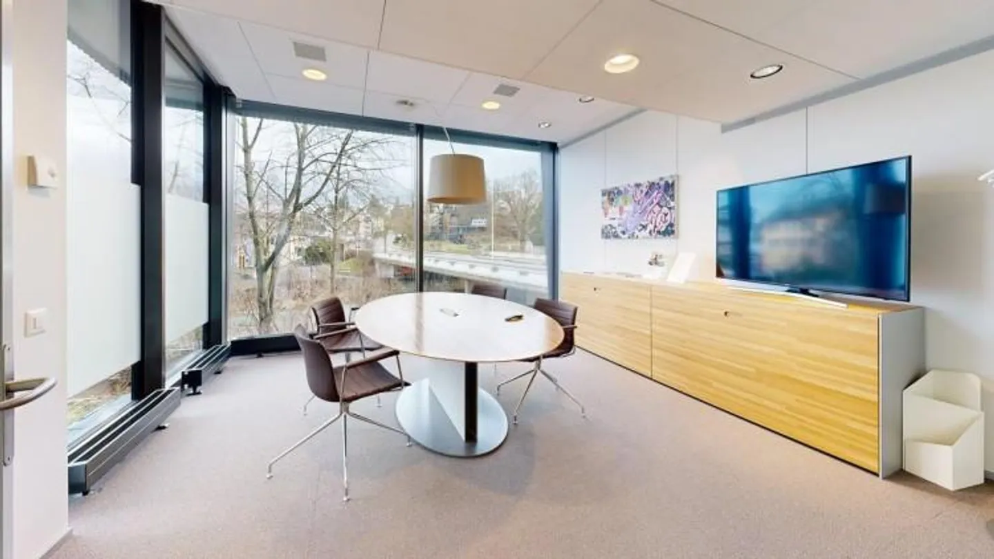 Commercial space in the heart of Adliswil - Your new location from 01.01.... - Photo 5 of 8