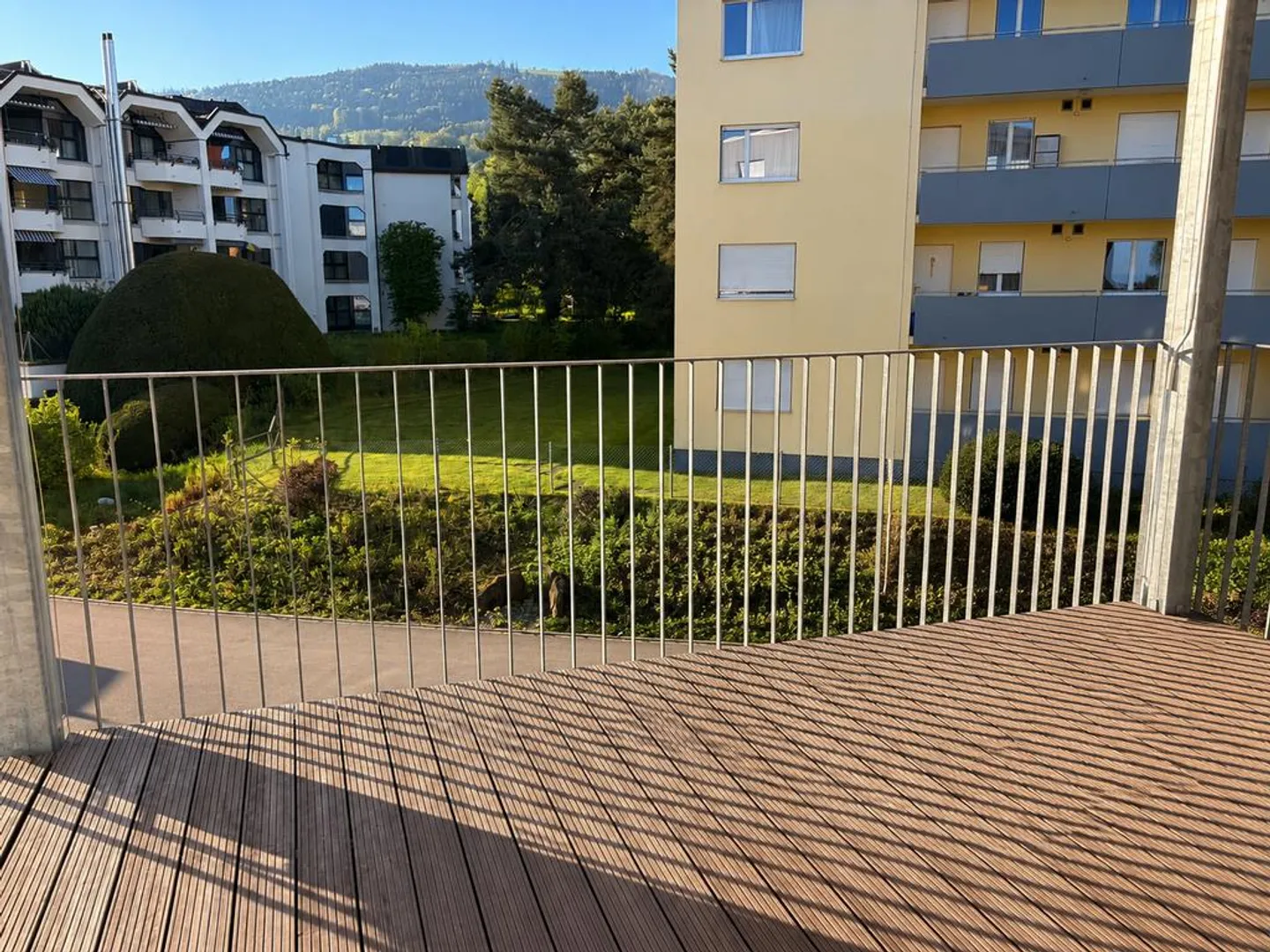 Moderne 4.5 Zimmer-Wohnung - Foto 3 von 8
