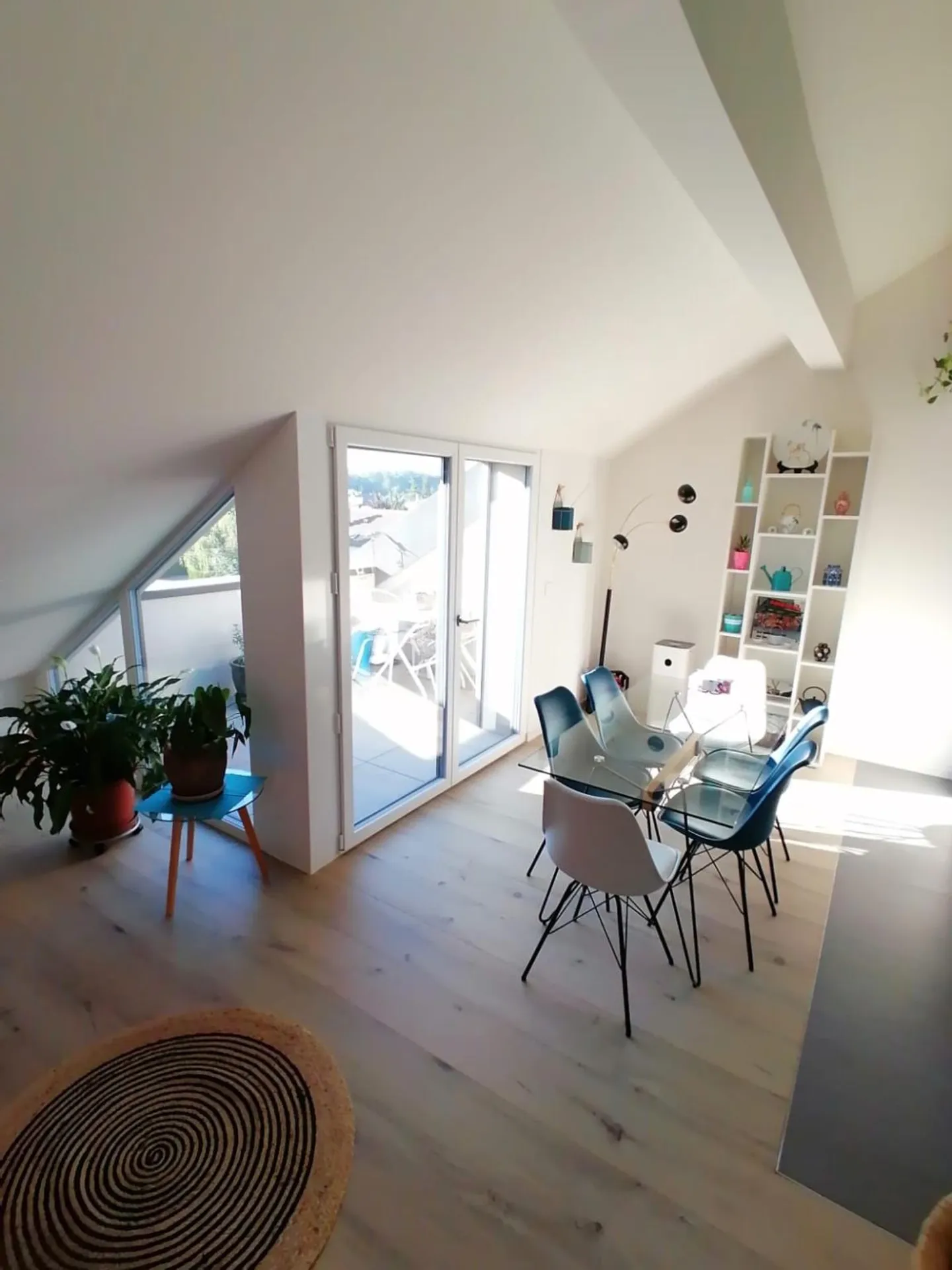 Charmant Appartement avec Balcon - Photo 2 sur 7