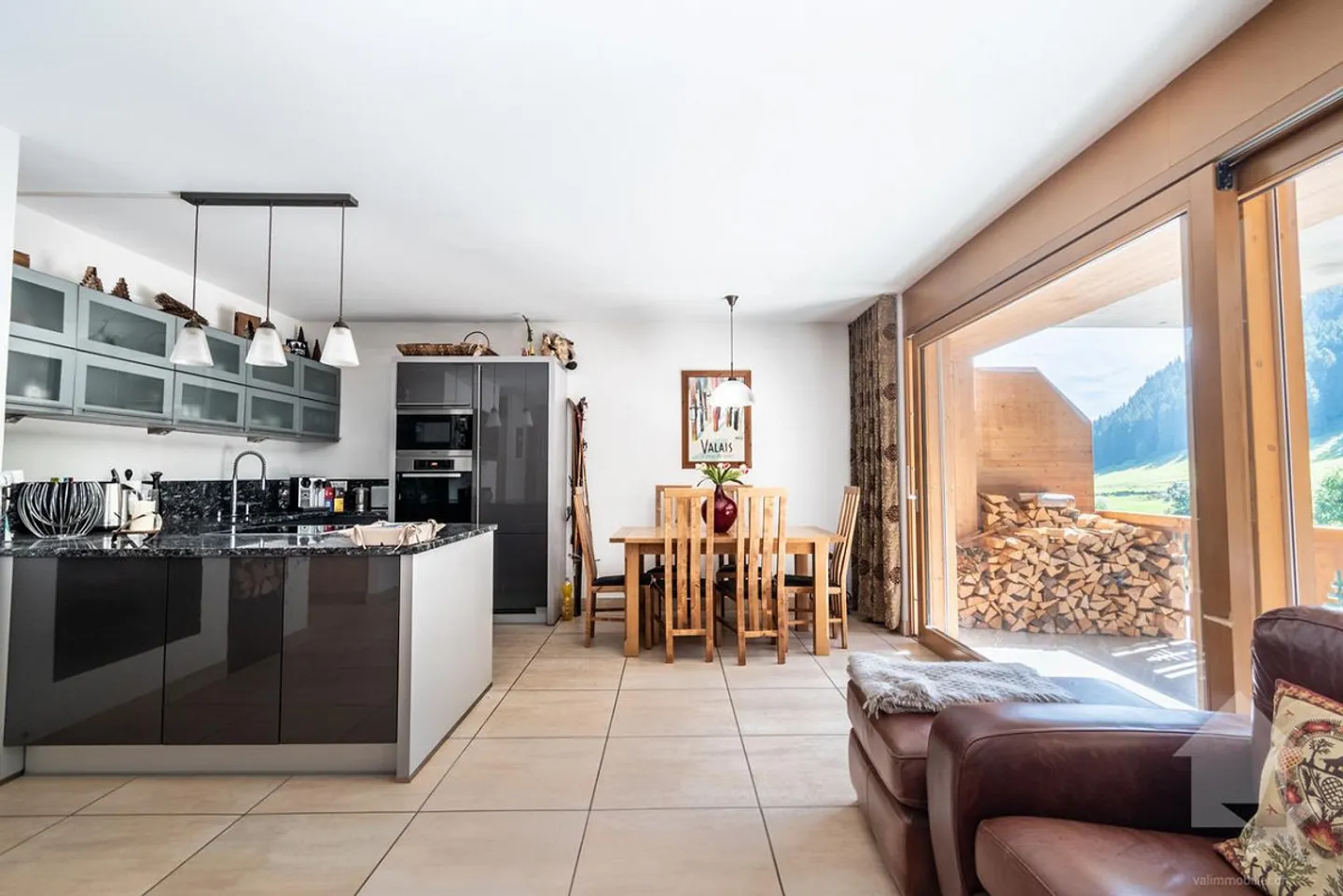 Morgins, luminoso appartamento di alta gamma di 3,5 locali - Foto 4 di 12