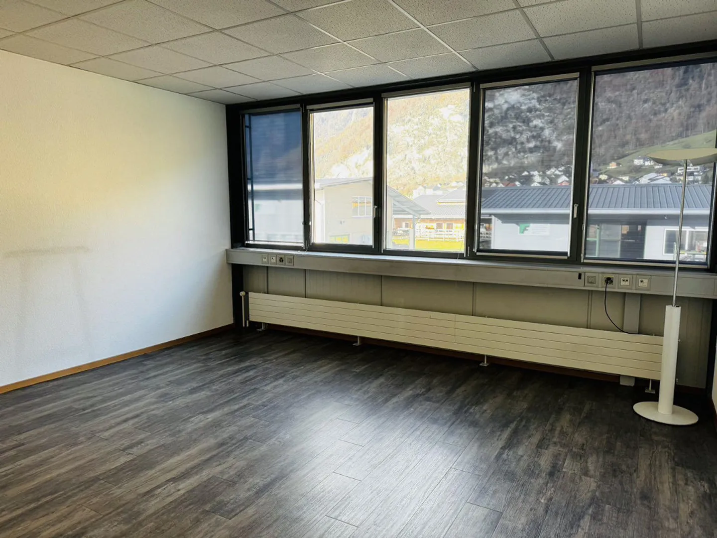Bureaux à Lienz (50m2 & 38m2) - Photo 2 sur 8