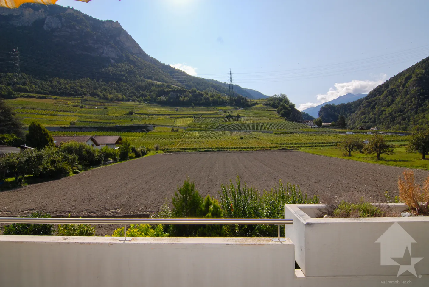 Spacious 5.5 room apartment with a free view in Bramois - Photo 17 of 19