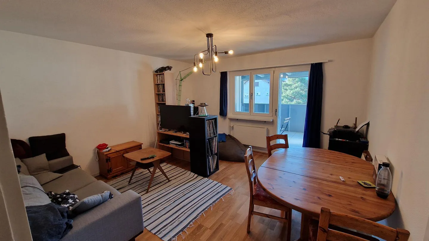 Appartamento soleggiato con 3 stanze a Chur - Foto 5 di 8