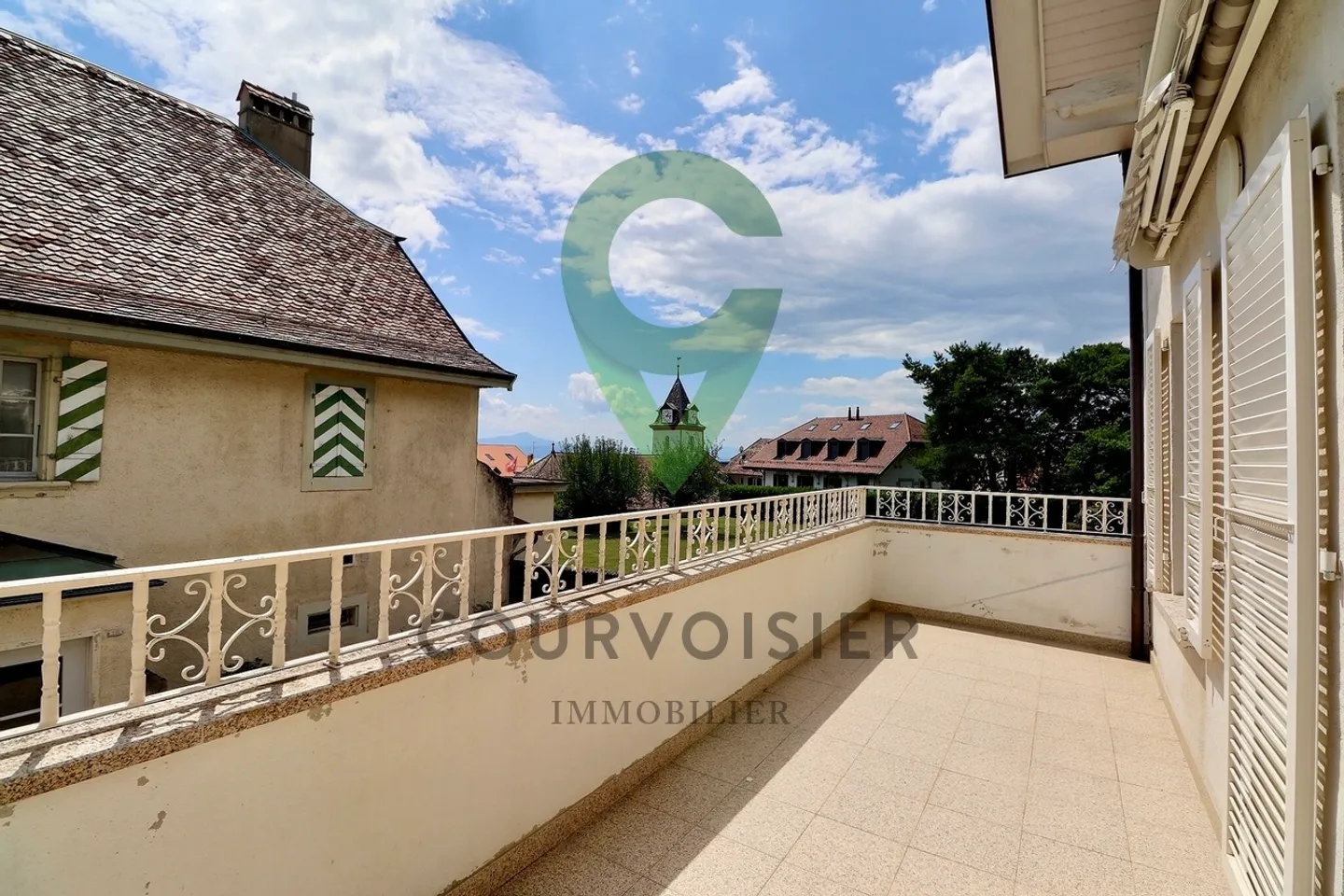 Schöne renovierte 4,5-Zimmer-Wohnung mit Balkon - Foto 1 von 11