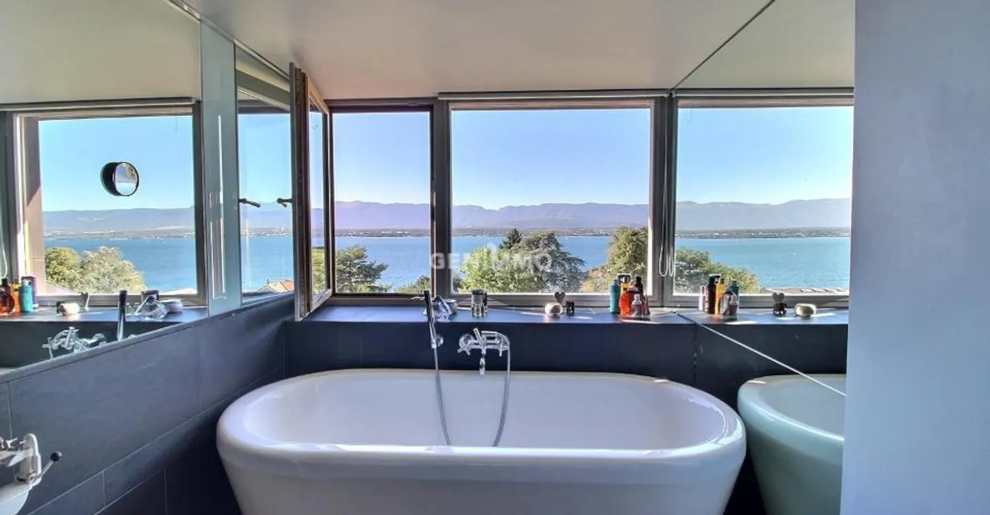 Authentic renovated farmhouse with taste - Photo 8 of 8