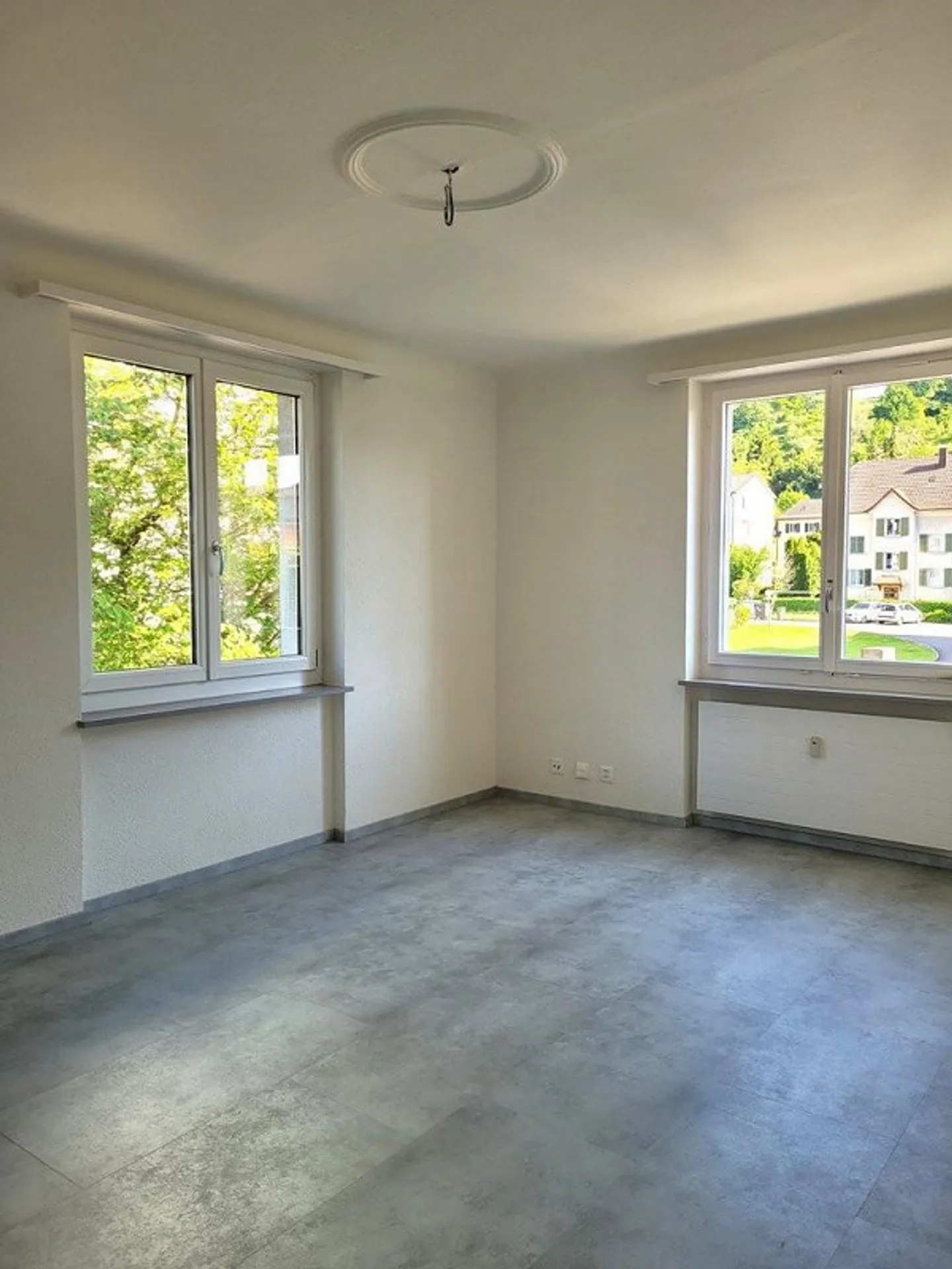 Attraktive und grosszügige 3-Zimmerwohung in Schlieren zu vermieten - Photo 3 sur 7