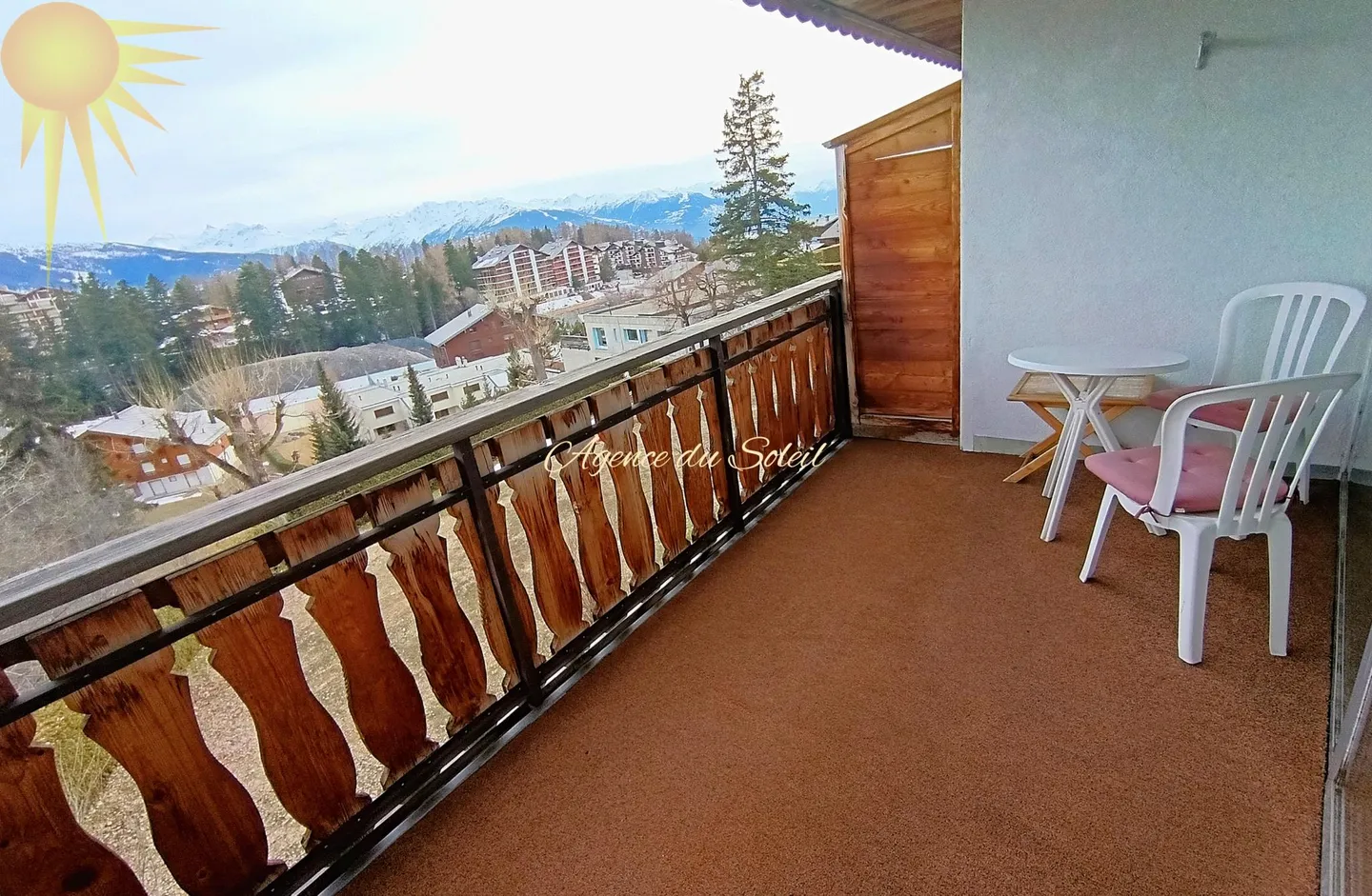 Charming Studio with Balcony - Photo 1 of 14